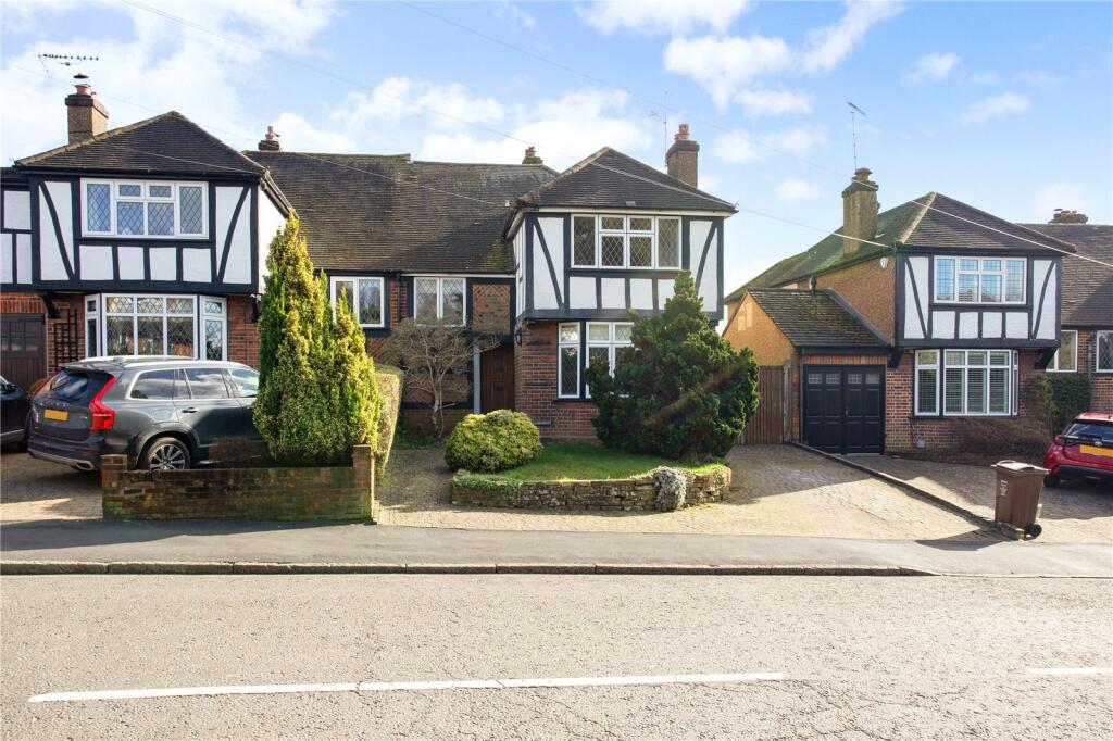 Main image of property: Piggottshill Lane, Harpenden, Hertfordshire, AL5