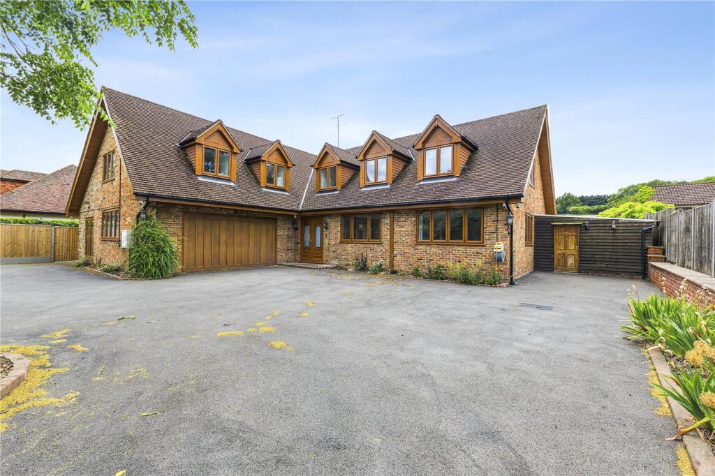 Main image of property: Potten End Hill, Water End, Hemel Hempstead, Hertfordshire, HP1