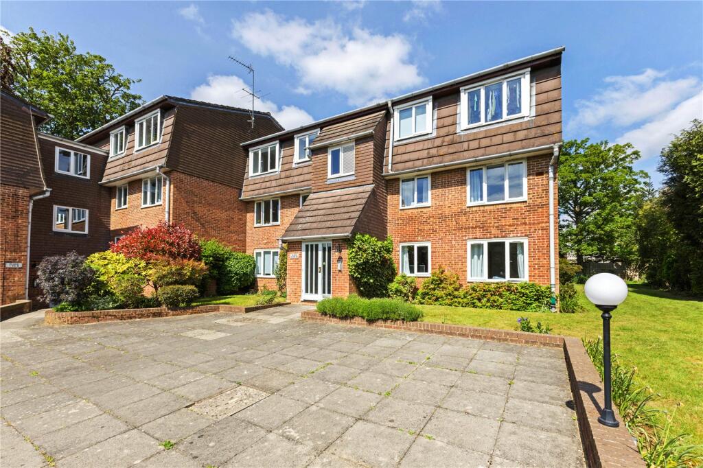 Main image of property: Chepstow, Douglas Road, Harpenden, Hertfordshire, AL5