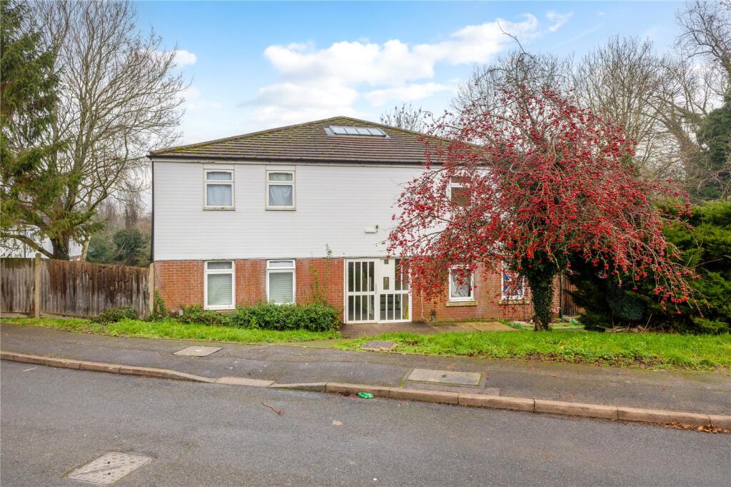 Main image of property: Waldegrave Park, Harpenden, Hertfordshire, AL5