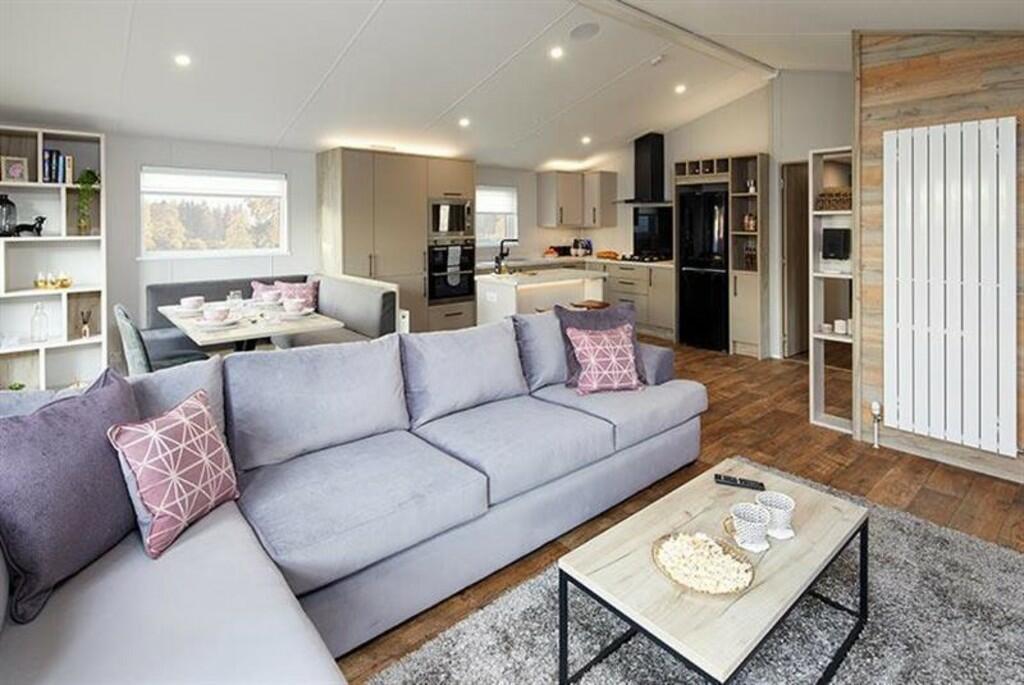 3 bedroom mobile home for sale in Bude Holiday Resort, Bude, Cornwall, EX23