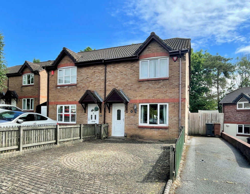 3 bedroom semi-detached house for sale in Woodend Road, Woolwell, PL6