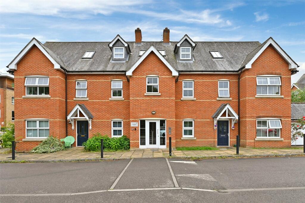 Main image of property: Quebec Road, Henley-on-Thames, Oxfordshire, RG9