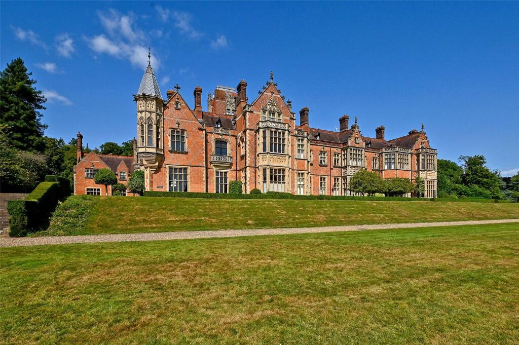 Main image of property: Kingwood, Henley-on-Thames, Oxfordshire, RG9