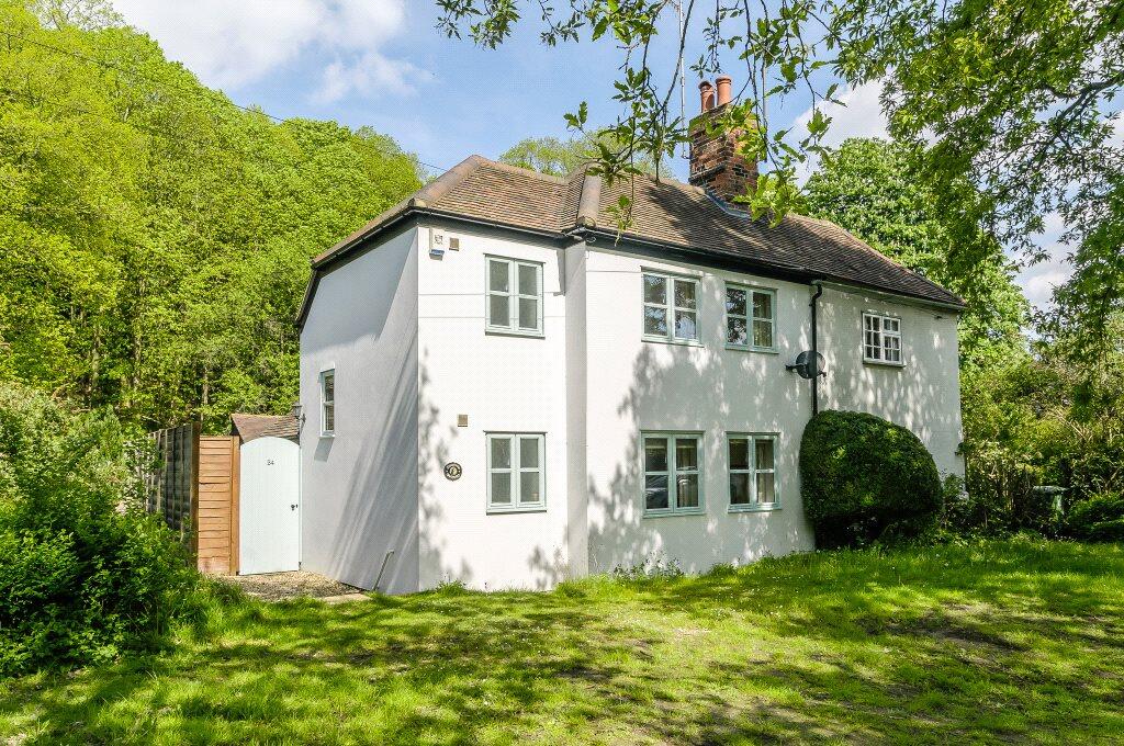 Main image of property: Fairmile, Henley-on-Thames, Oxfordshire, RG9