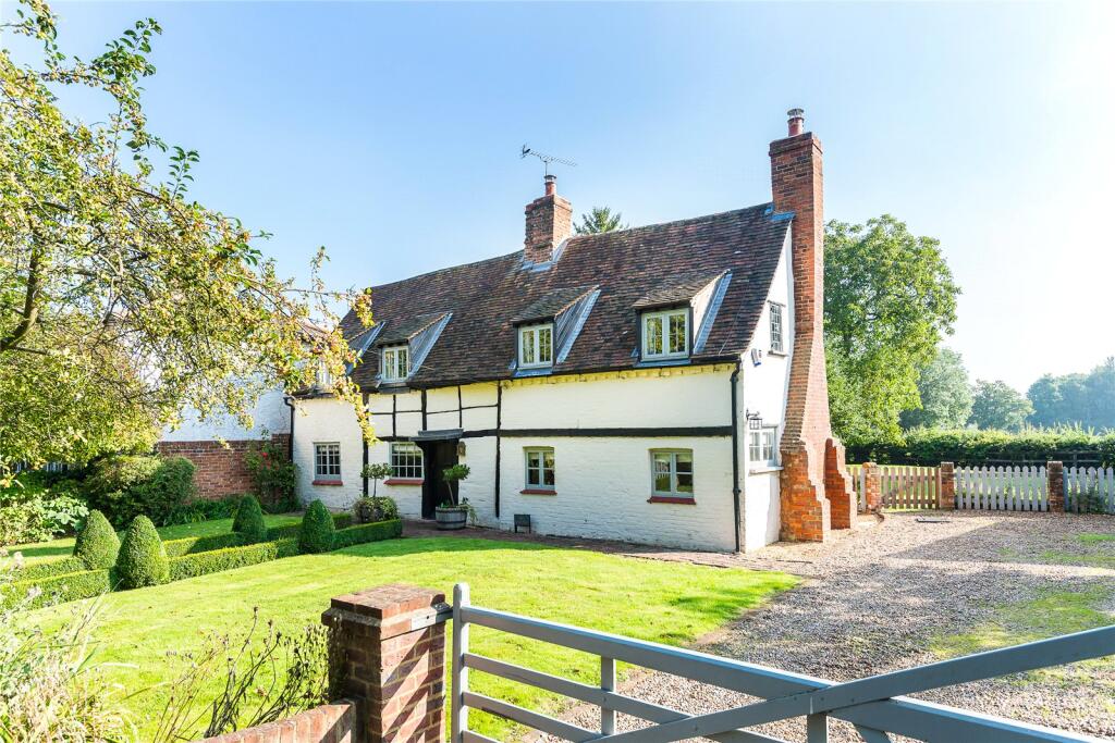 Main image of property: The Street, Waltham St. Lawrence, RG10