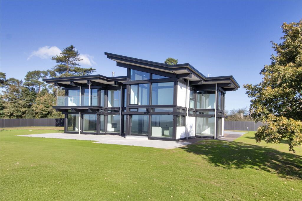 Main image of property: Terrys Lodge Road, Wrotham, Sevenoaks, Kent, TN15