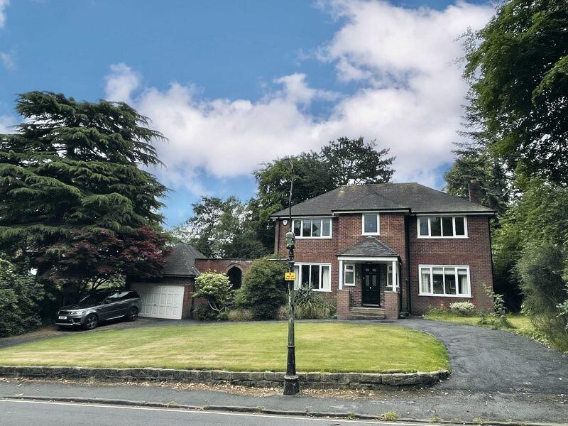 4 bedroom detached house for sale in Highgate Road, Altrincham, WA14