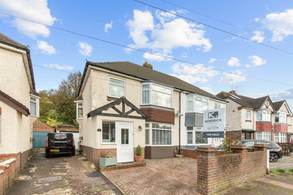3 bedroom semidetached house for sale in Upper Bevendean Avenue