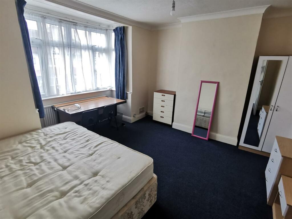 Additional property image - Stanmer Villas, Brighton