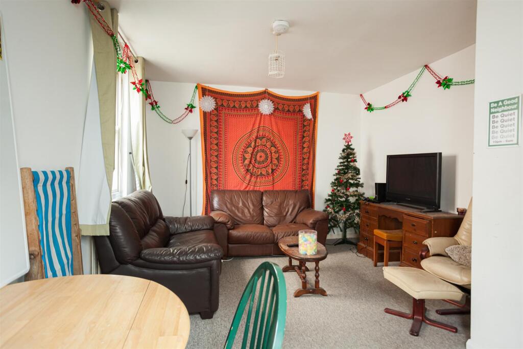Main image of property: Cross Street, Hove