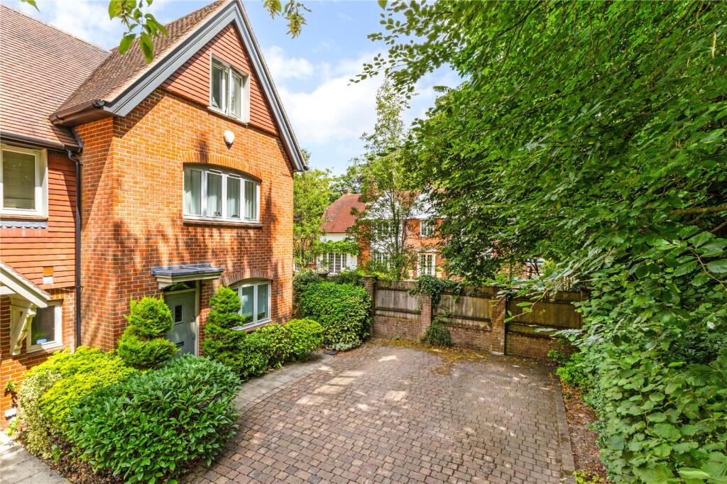 Main image of property: Chilbolton Avenue, Winchester, Hampshire, SO22