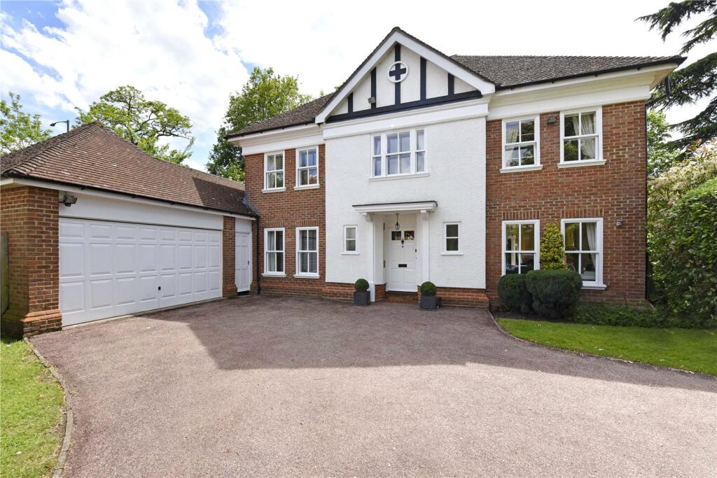 Main image of property: Queens Acre, Windsor, Berkshire, SL4