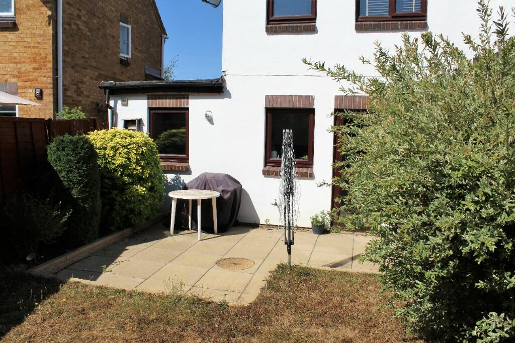 Additional property image - Nash Close, AL9