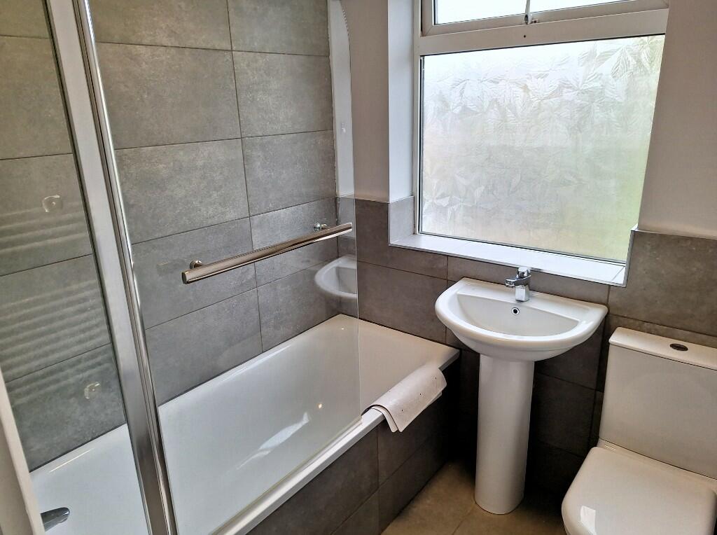 Additional property image - Dellsome Lane, AL9