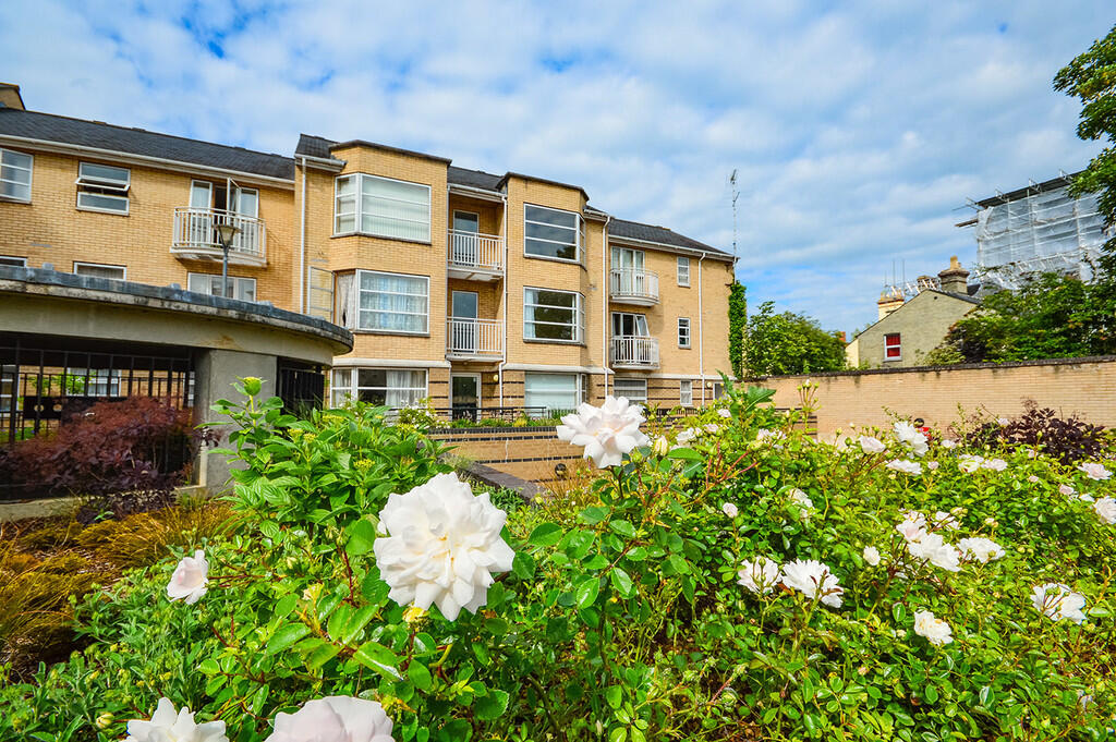 Main image of property: Petersfield Mansions, Cambridge