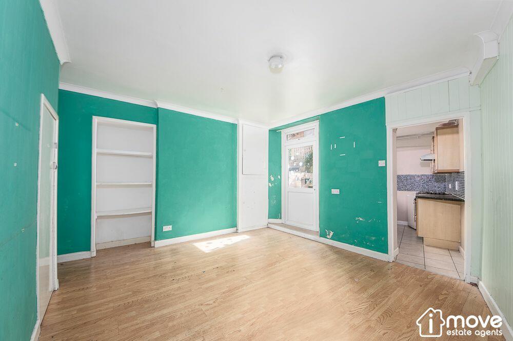 3 bedroom end of terrace house for sale in Colley End Road, Paignton, TQ3