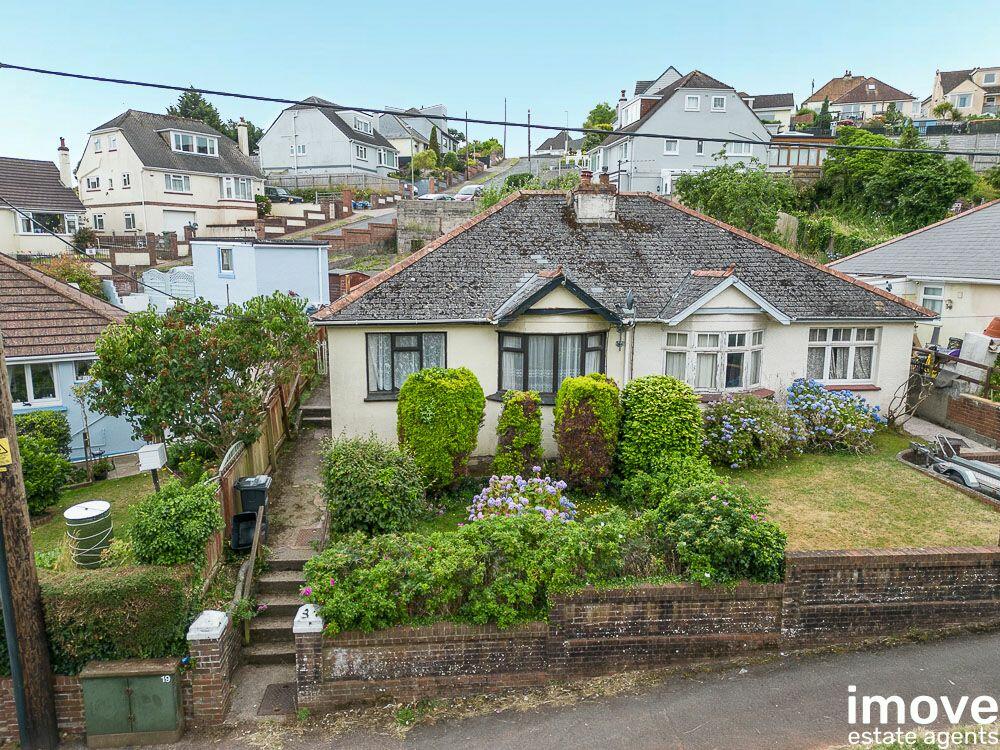 2 bedroom bungalow for sale in Road, Paignton, TQ3
