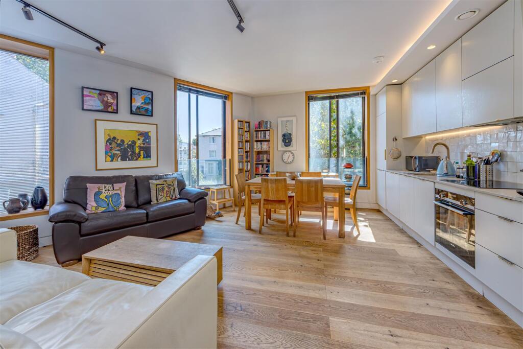 Main image of property: Swains Lane, Highgate, London, N6