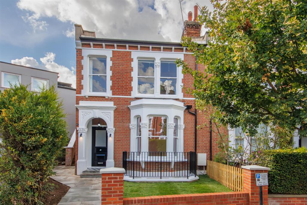 Main image of property: Cromwell Avenue, Highgate, London, N6