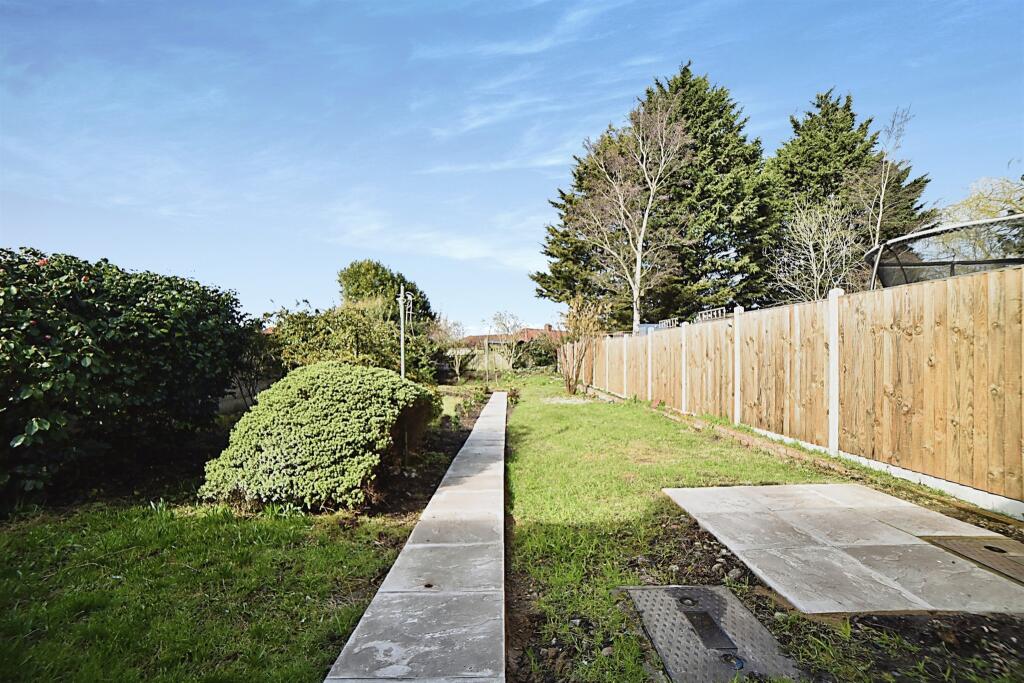2 bedroom semidetached bungalow for sale in Bramble Avenue, Norwich, NR6