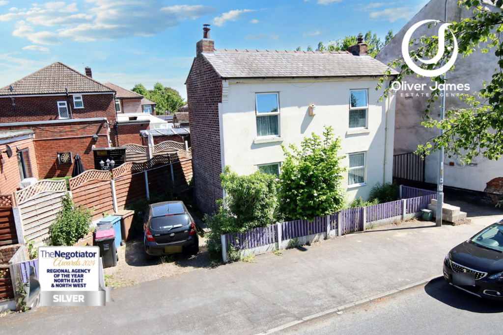 Main image of property: Silver Street, Irlam, M44