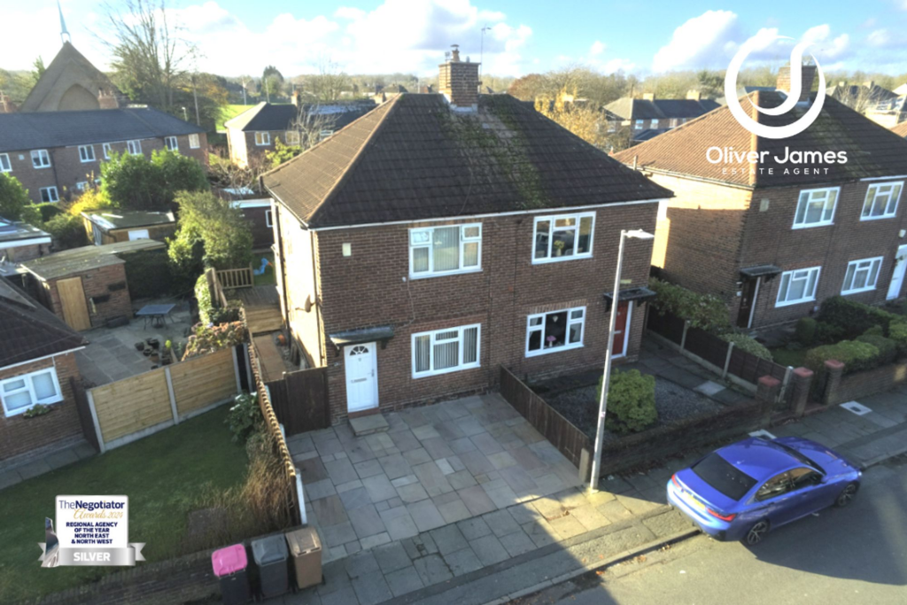 Main image of property: Warwick Road, Cadishead, M44
