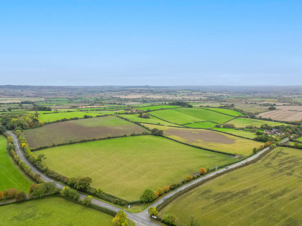 Additional property image - Salters Barn Farm, Fulready, Ettington, Stratford-Upon-Avon, Warwickshire, CV37 7PE