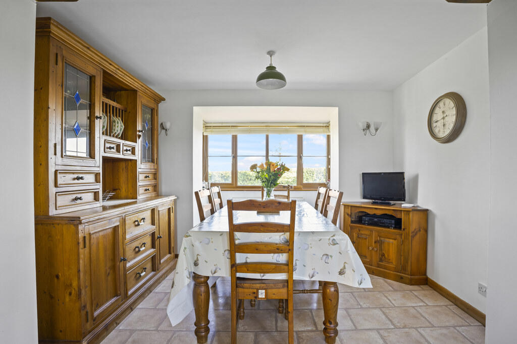 Additional property image - Salters Barn Farm, Fulready, Ettington, Stratford-Upon-Avon, Warwickshire, CV37 7PE
