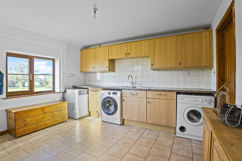 Additional property image - Salters Barn Farm, Fulready, Ettington, Stratford-Upon-Avon, Warwickshire, CV37 7PE