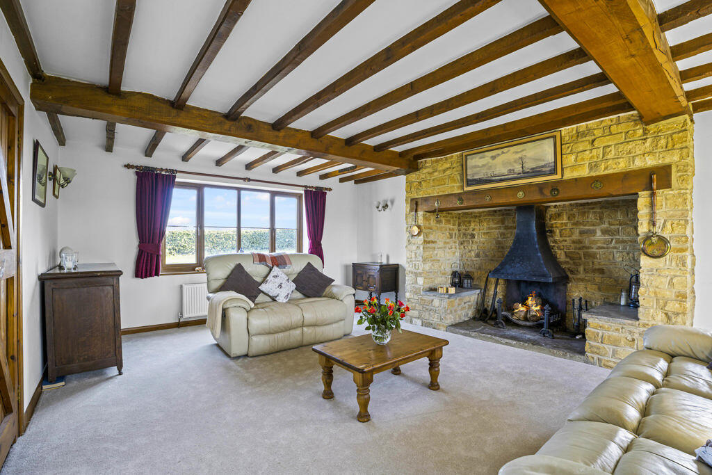 Additional property image - Salters Barn Farm, Fulready, Ettington, Stratford-Upon-Avon, Warwickshire, CV37 7PE