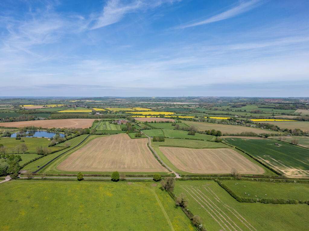 Main image of property: Cropredy Lawn Farm, Cropredy, Banbury, OX17 1RD