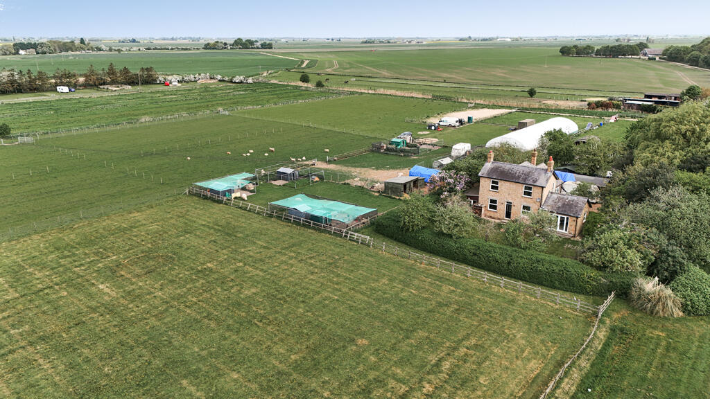 Main image of property: Fen View, Chase Road, Benwick, March, Cambridgeshire, PE15 0XS