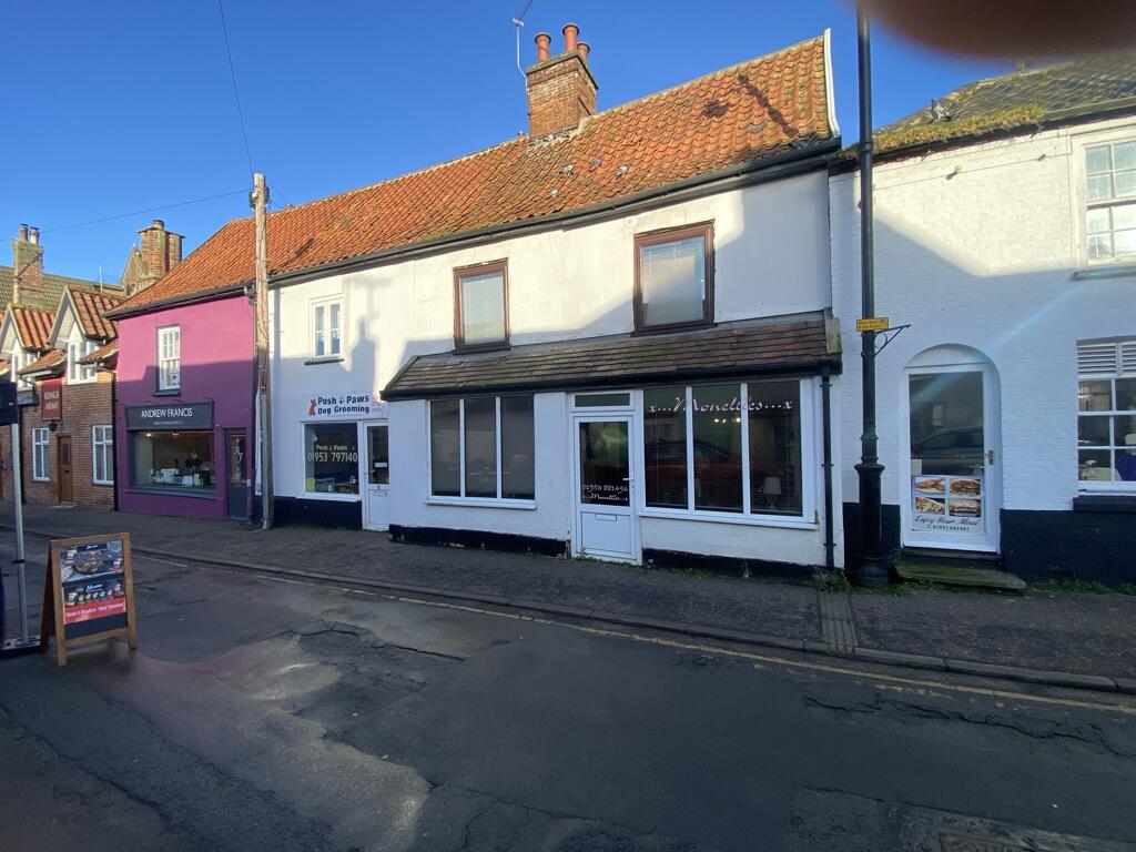 Main image of property: 7 Middle Street, Watton, Thetford, Norfolk, IP25 6AG