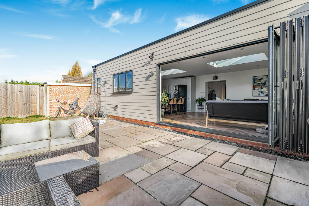 Main image of property: 39 The Moor, Melbourn, Royston, Cambridgeshire, SG8 6ED