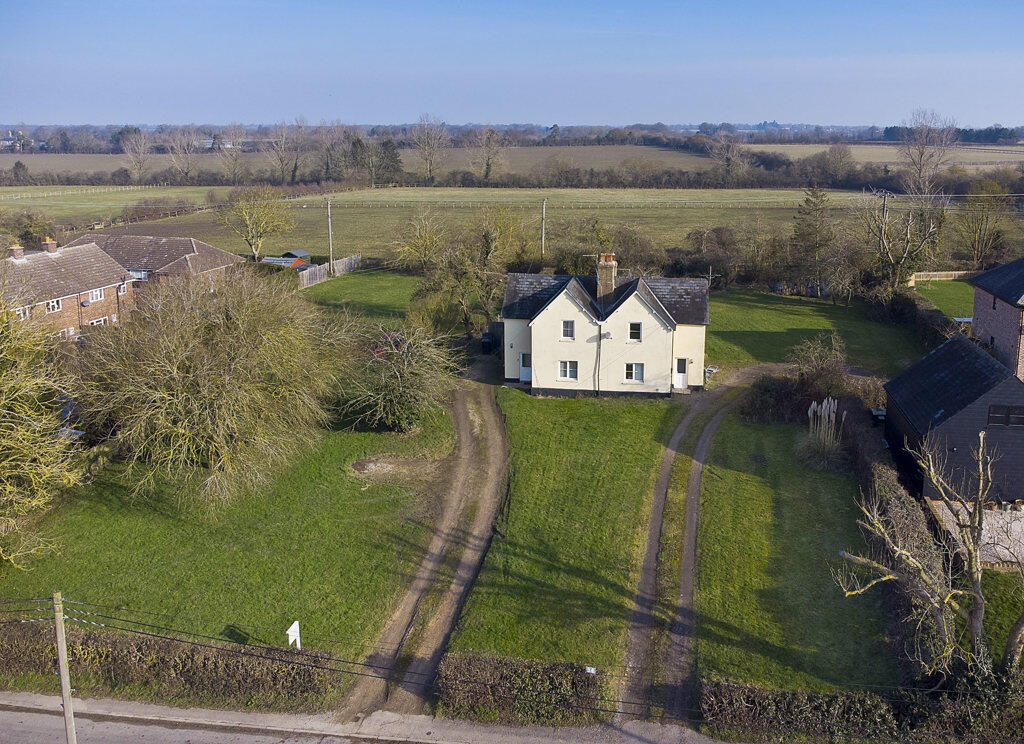 Main image of property: 54, Westley Waterless, Newmarket, Cambridgeshire, CB8 0RQ
