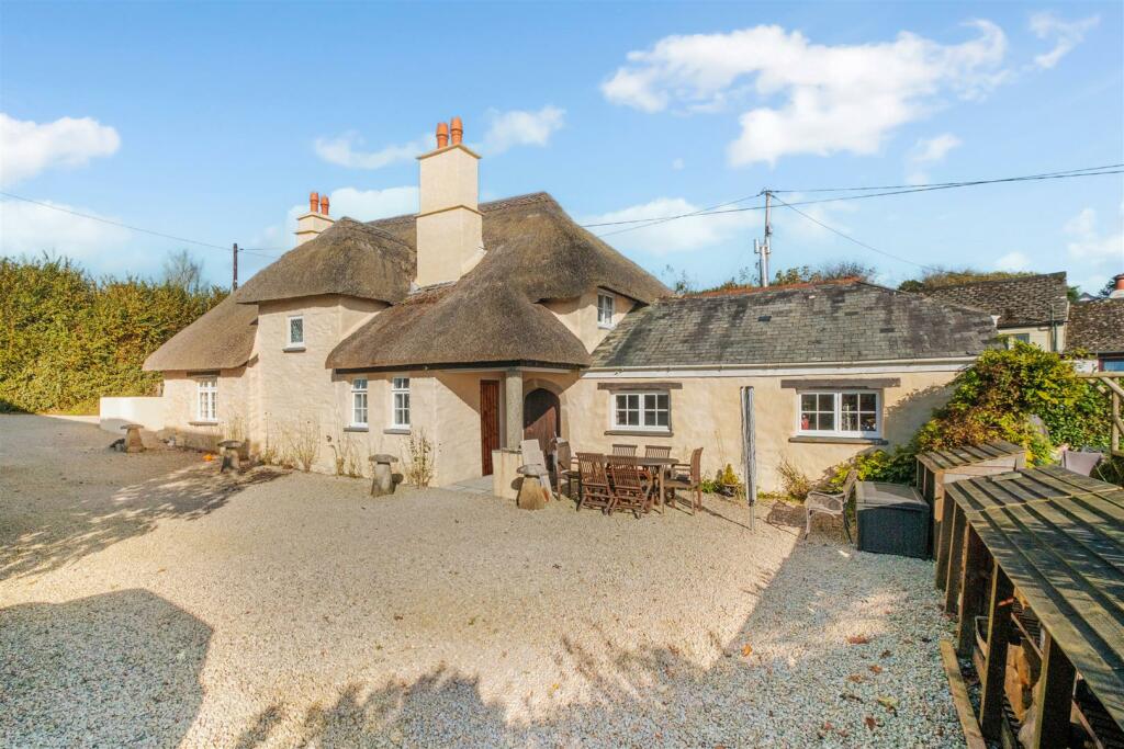 Main image of property: Trehan, Saltash