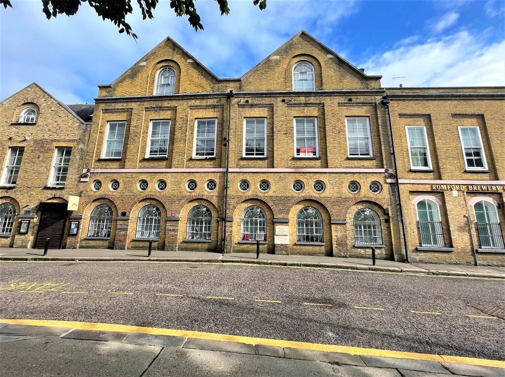 Main image of property: Gatehouse, Romford 
