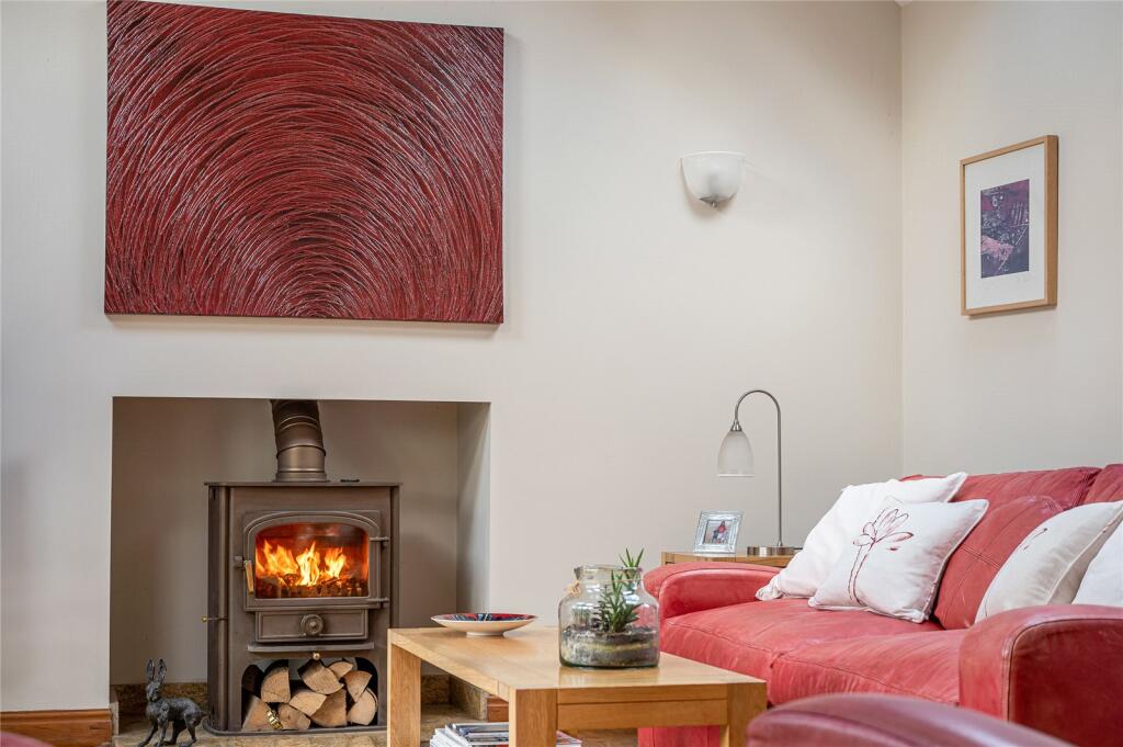 6 bedroom detached house for sale in Grove Road, Boston Spa, LS23