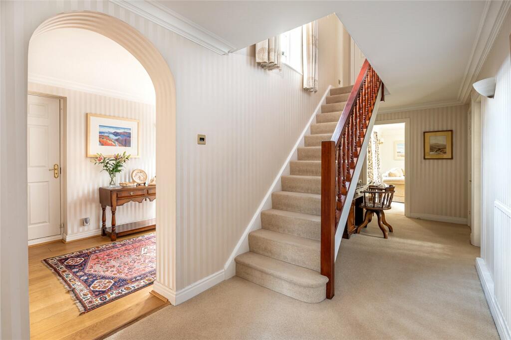 6 bedroom detached house for sale in Grove Road, Boston Spa, LS23