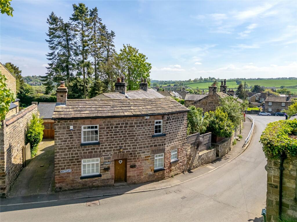 4 bedroom house for sale in Inglenook, Main Street, East Keswick, LS17