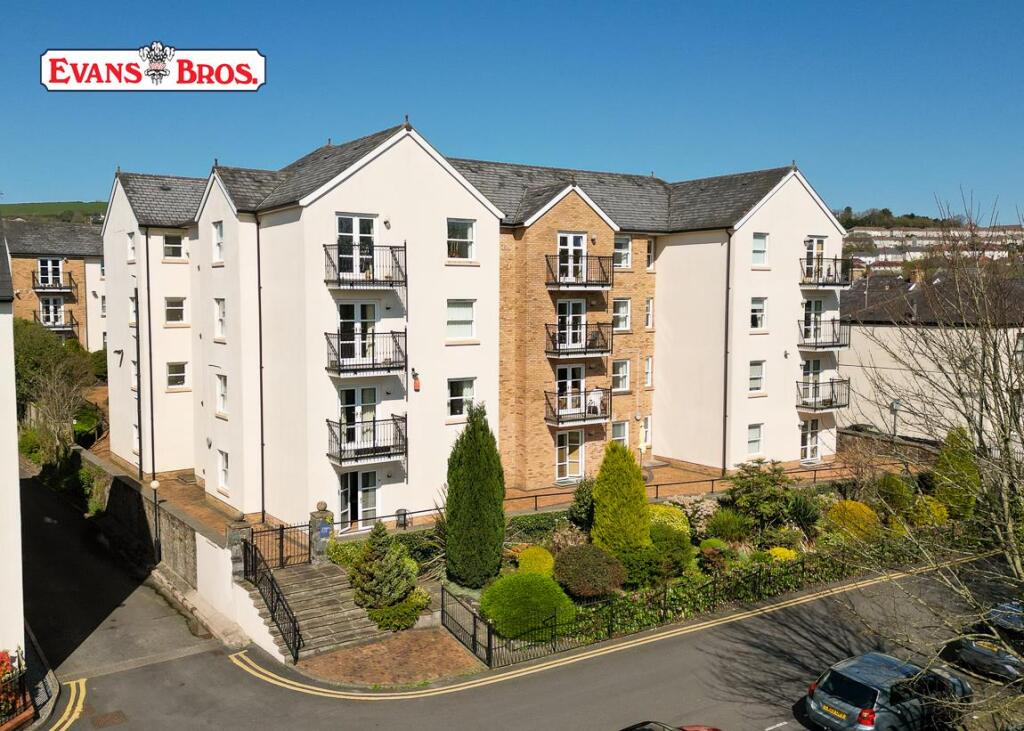 Main image of property: The Parade, Carmarthen