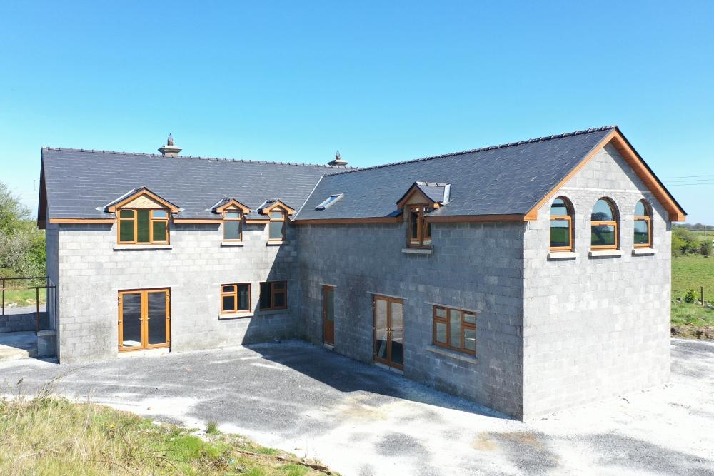 6 bedroom detached house for sale in Carrick, Kiltoom, Roscommon, Ireland