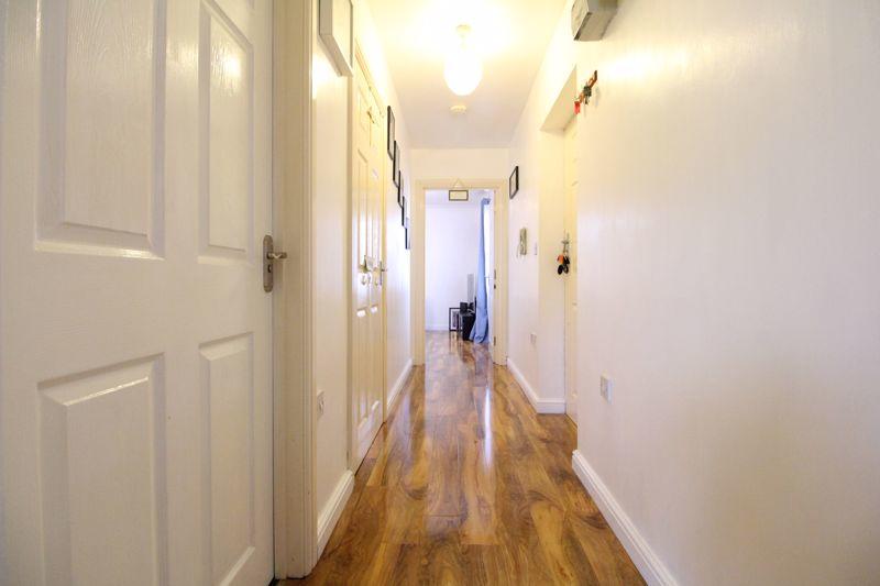 1 bedroom flat for sale in 1 Bed Flat, Dunstable Road, Luton, LU4