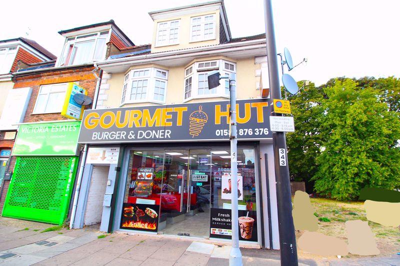 Commercial property for sale in FREEHOLD OPPORTUNITY on Dunstable Road