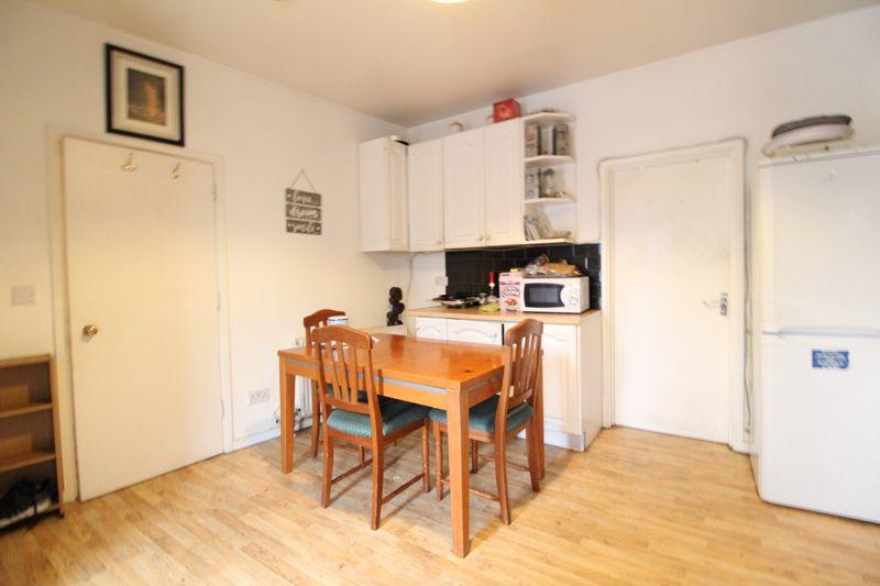 Commercial property for sale in FREEHOLD OPPORTUNITY on Dunstable Road, Luton, LU4