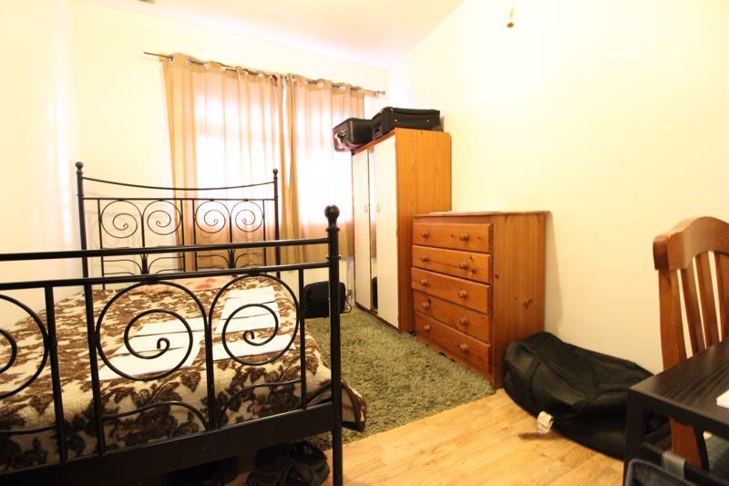 Commercial property for sale in FREEHOLD OPPORTUNITY on Dunstable Road