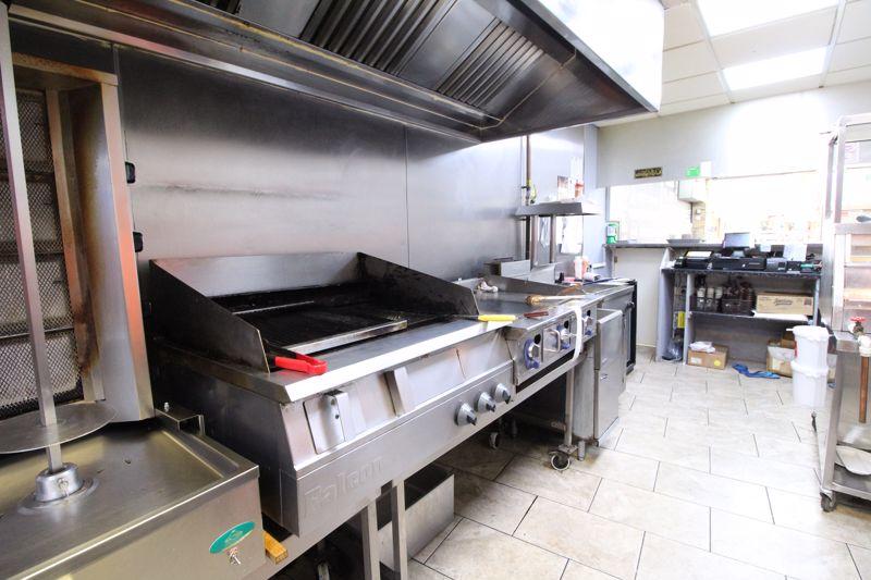 Commercial property for sale in FREEHOLD OPPORTUNITY on Dunstable Road, Luton, LU4