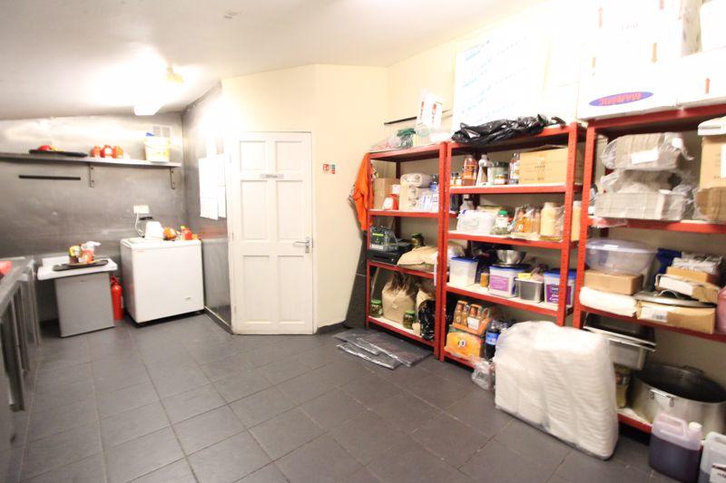 Commercial property for sale in FREEHOLD OPPORTUNITY on Dunstable Road, Luton, LU4