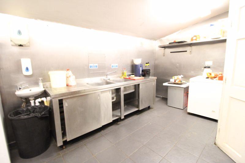 Commercial property for sale in FREEHOLD OPPORTUNITY on Dunstable Road, Luton, LU4